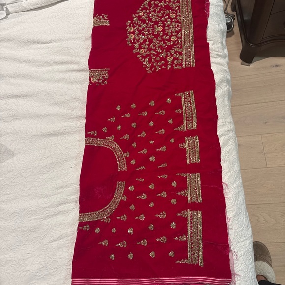 Hand embroidered unstitched bridal lengha - Picture 7 of 10